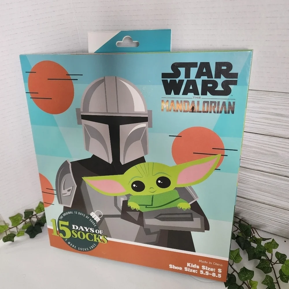 Disney Star Wars Mandalorian 15 Days of Socks Kids Size S New